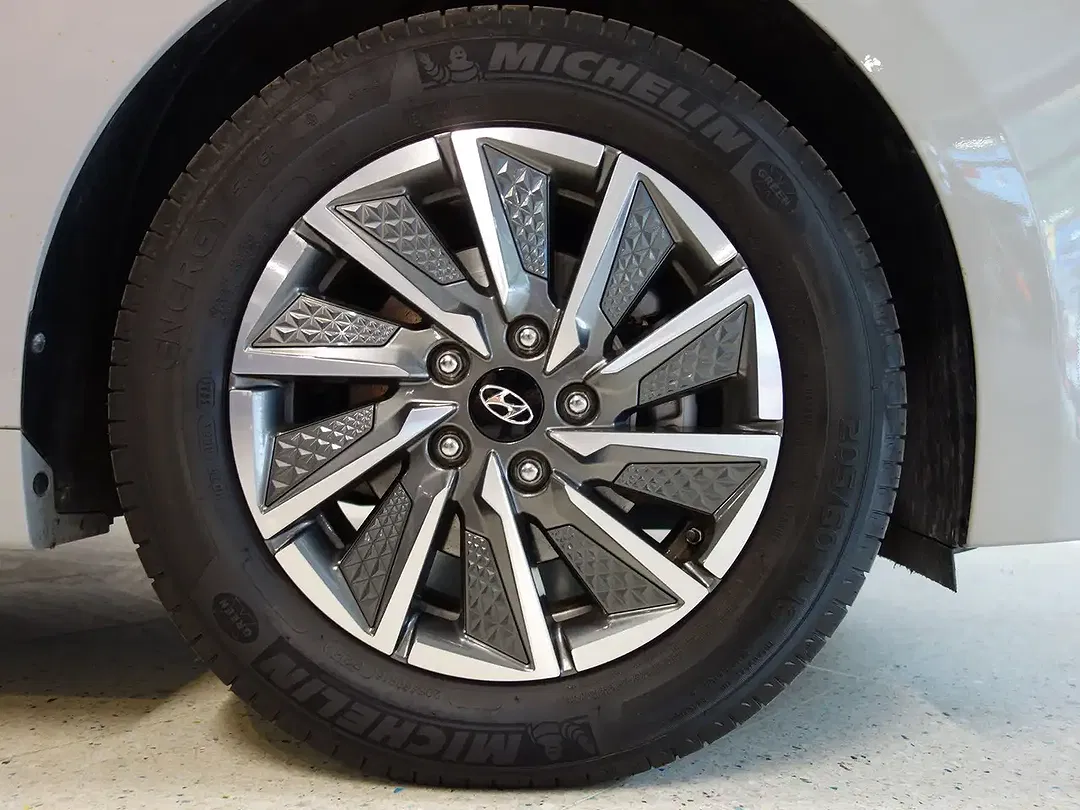 Hyundai IONIQ AUT Style - Thumbnail 11