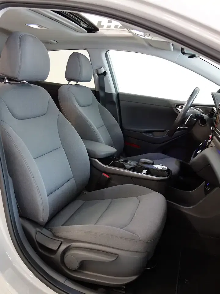 Hyundai IONIQ AUT Style - foto 15