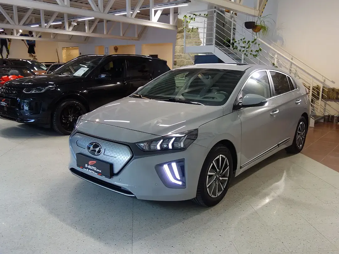 Hyundai IONIQ AUT Style - Thumbnail 4