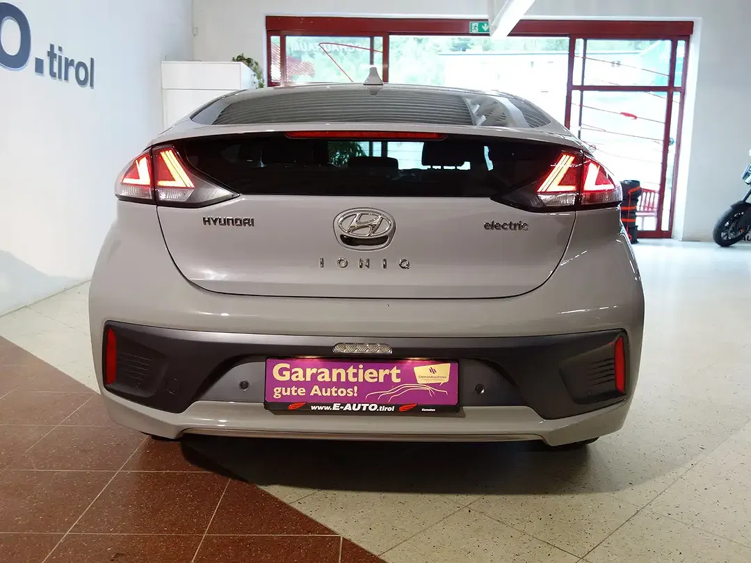 Hyundai IONIQ AUT Style - Thumbnail 7