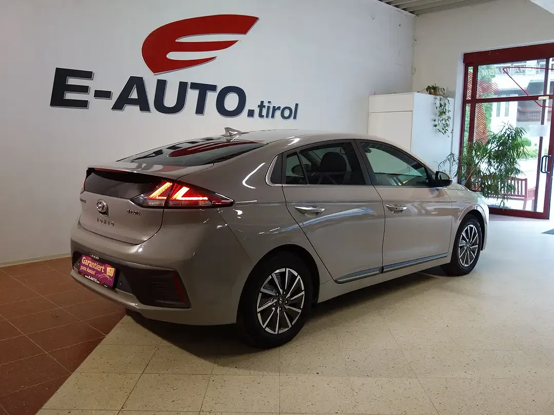 Hyundai IONIQ AUT Style - Thumbnail 9