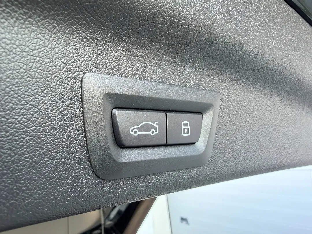 BMW X1 1.5 sDrive M - Thumbnail 22