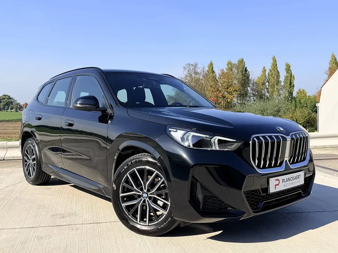 BMW X1 1.5 sDrive M - Thumbnail 3
