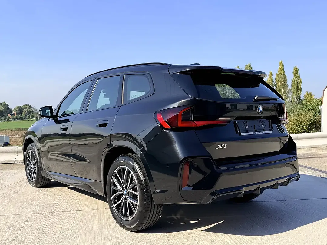BMW X1 1.5 sDrive M - Thumbnail 6