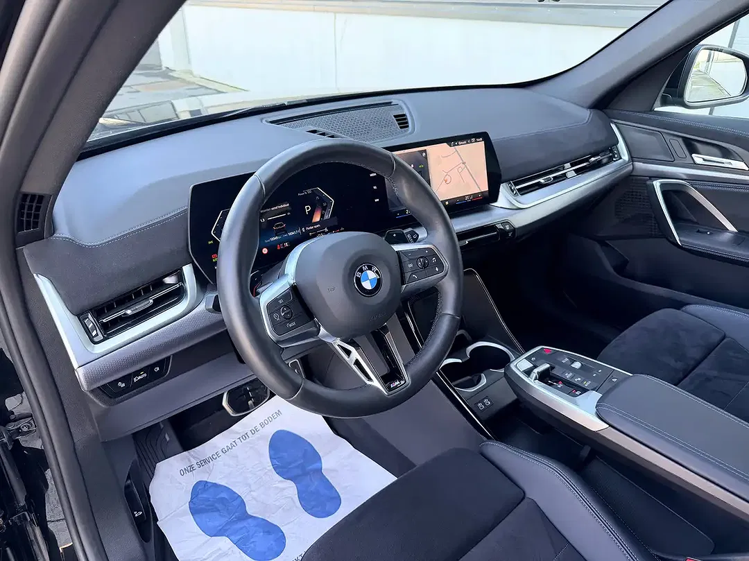 BMW X1 1.5 sDrive M - Thumbnail 9