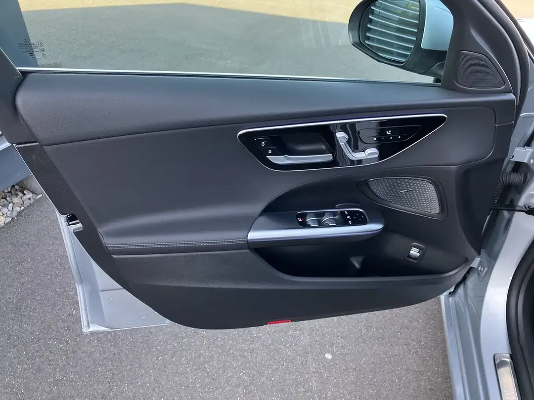 Mercedes-Benz C 300 4MATIC - Thumbnail 10
