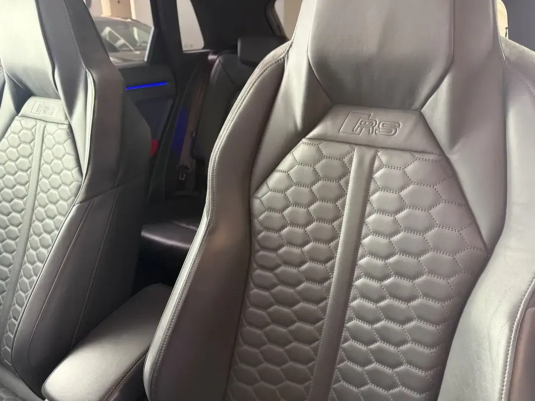 Audi RS Q3 2.5 TFSI quattro Matrix LED - Thumbnail 12