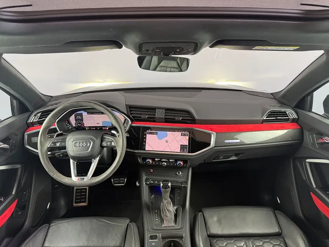 Audi RS Q3 2.5 TFSI quattro Matrix LED - Thumbnail 14