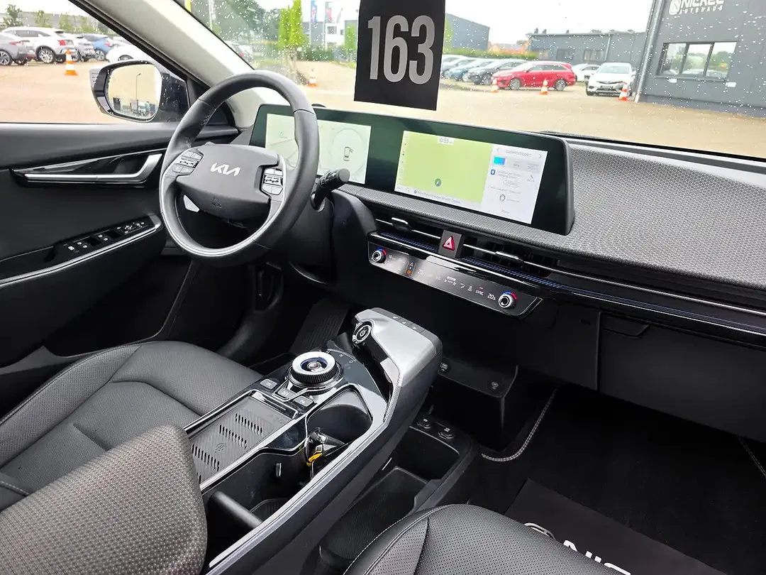 Kia EV6 - Thumbnail 20