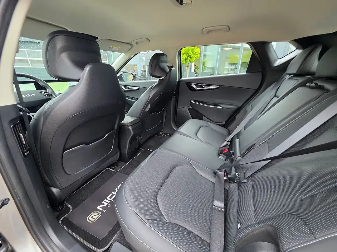 Kia EV6 - Thumbnail 25