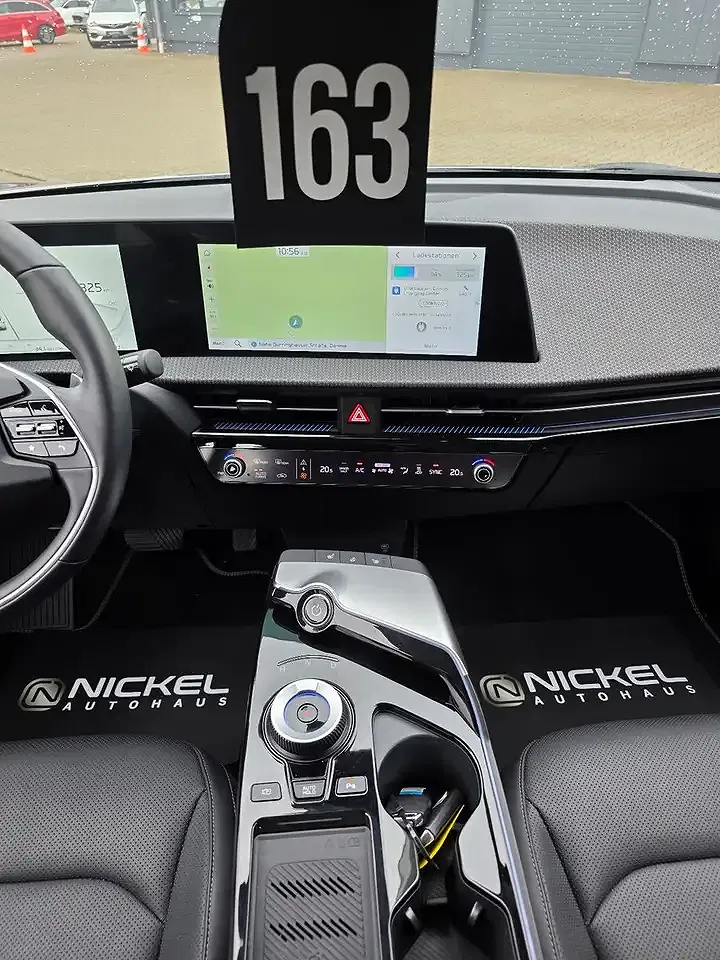 Kia EV6 - Thumbnail 34