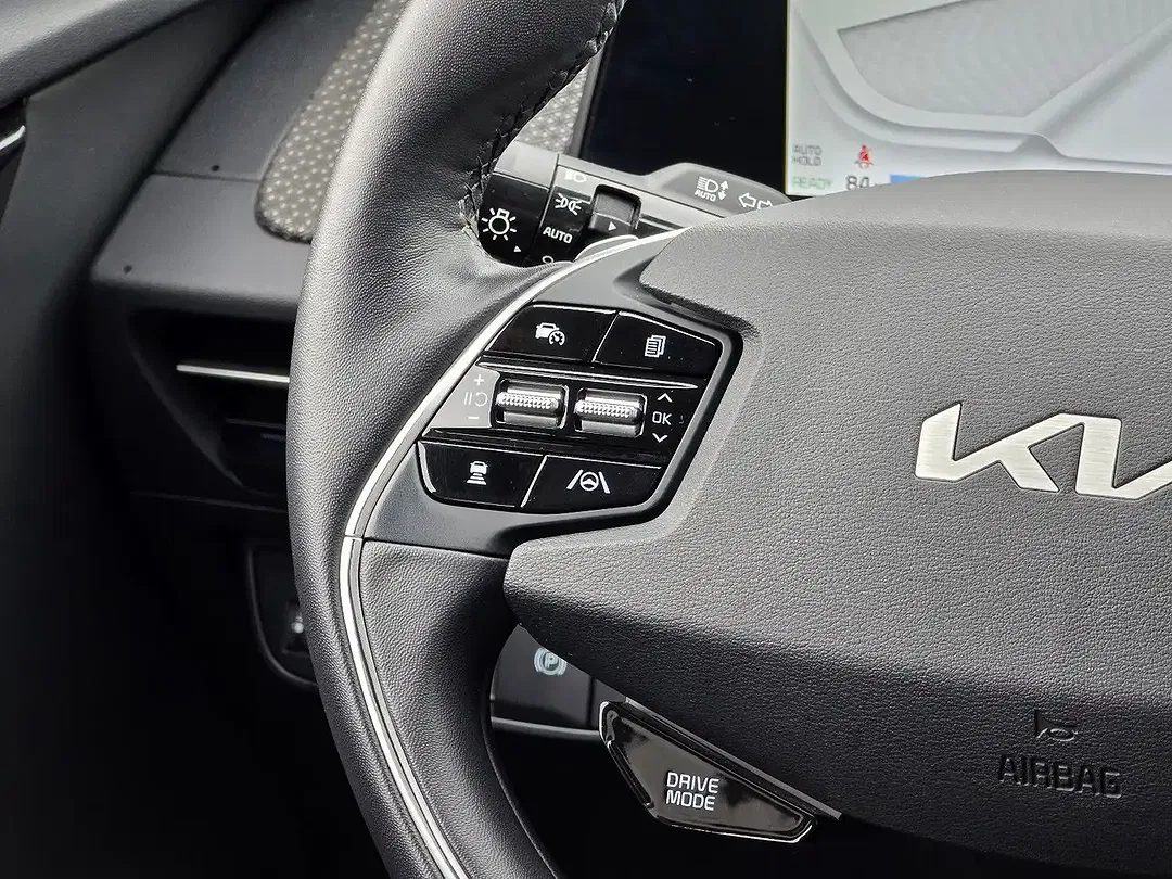 Kia EV6 - Thumbnail 37