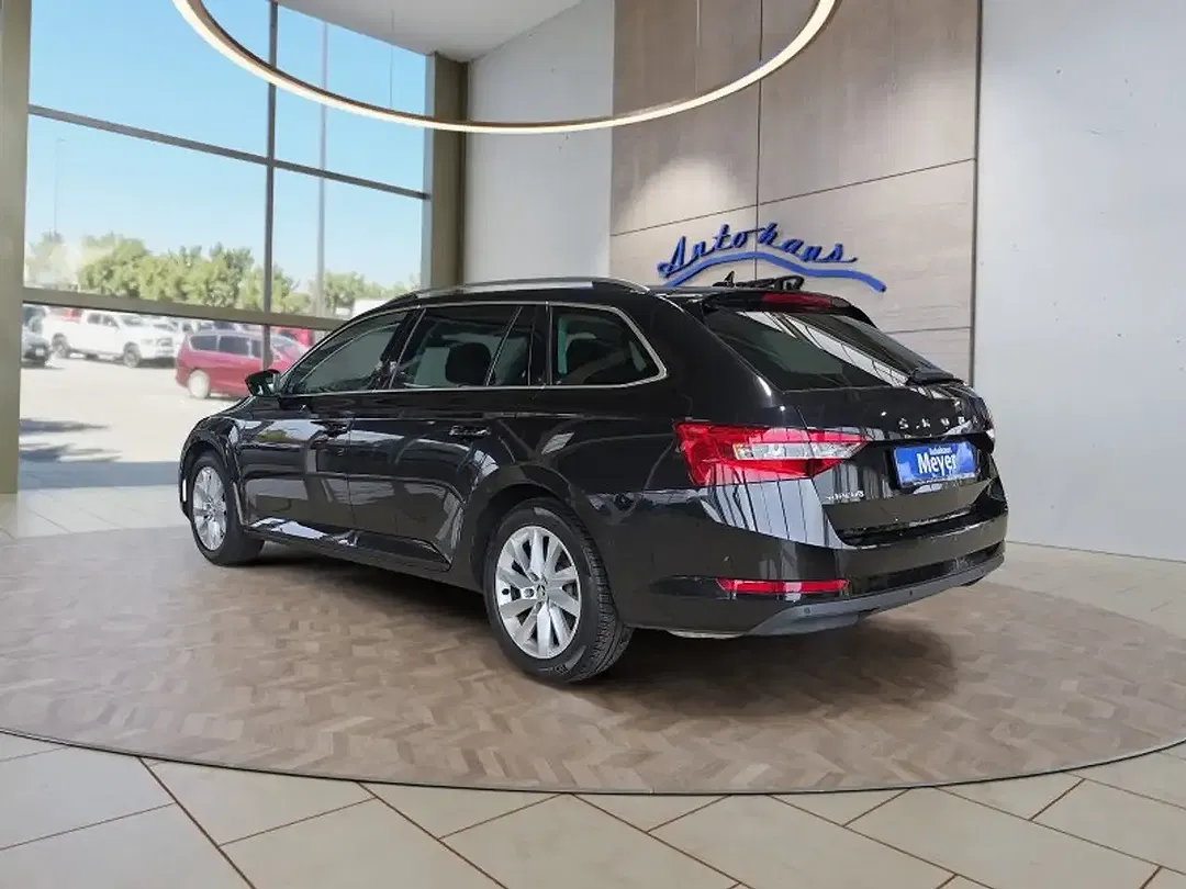 Skoda Superb 1.5 TSI DSG Combi - Thumbnail 4