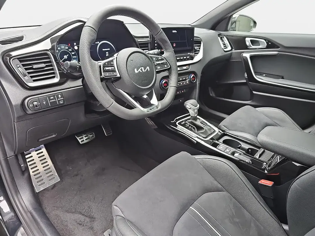 Kia Ceed SW / cee'd SW 1.5 T-GDI DCT GT-Line - foto 20