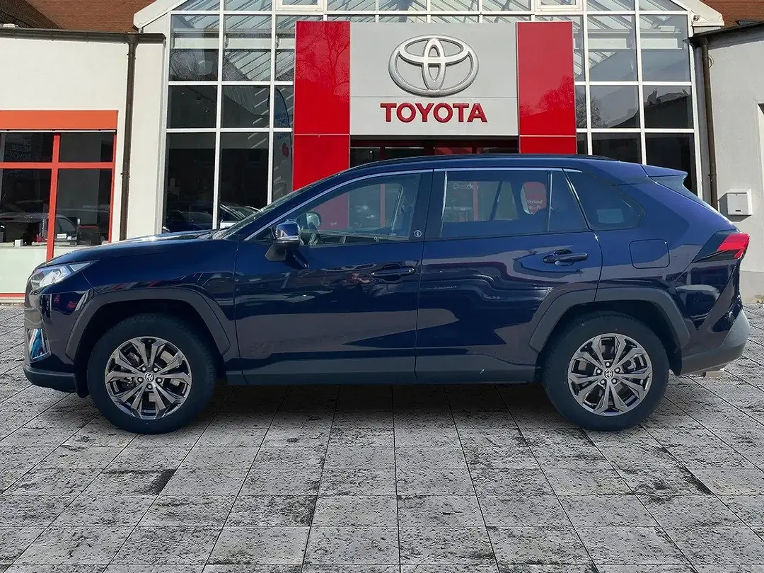 Toyota RAV 4 Team Deutschland - Thumbnail 5