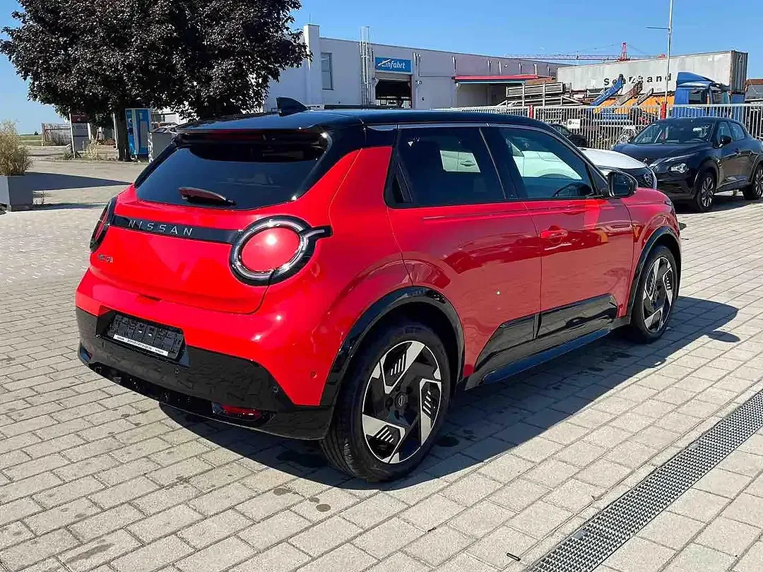 Nissan Micra Evolve - Thumbnail 6