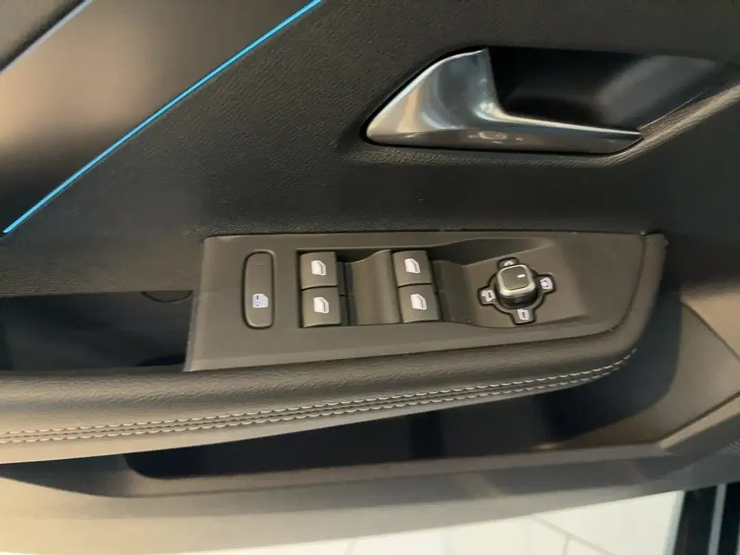 Opel Astra 1.5 D Ultimate - Thumbnail 13