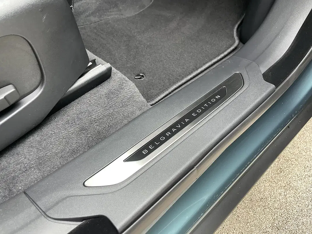 Land Rover Range Rover Velar P400e Edition - Thumbnail 9