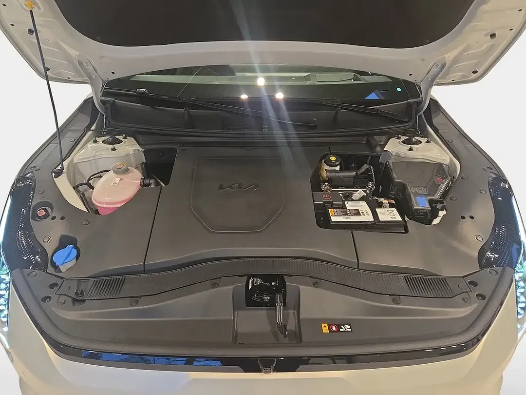 Kia EV4 GT-Line - Thumbnail 14