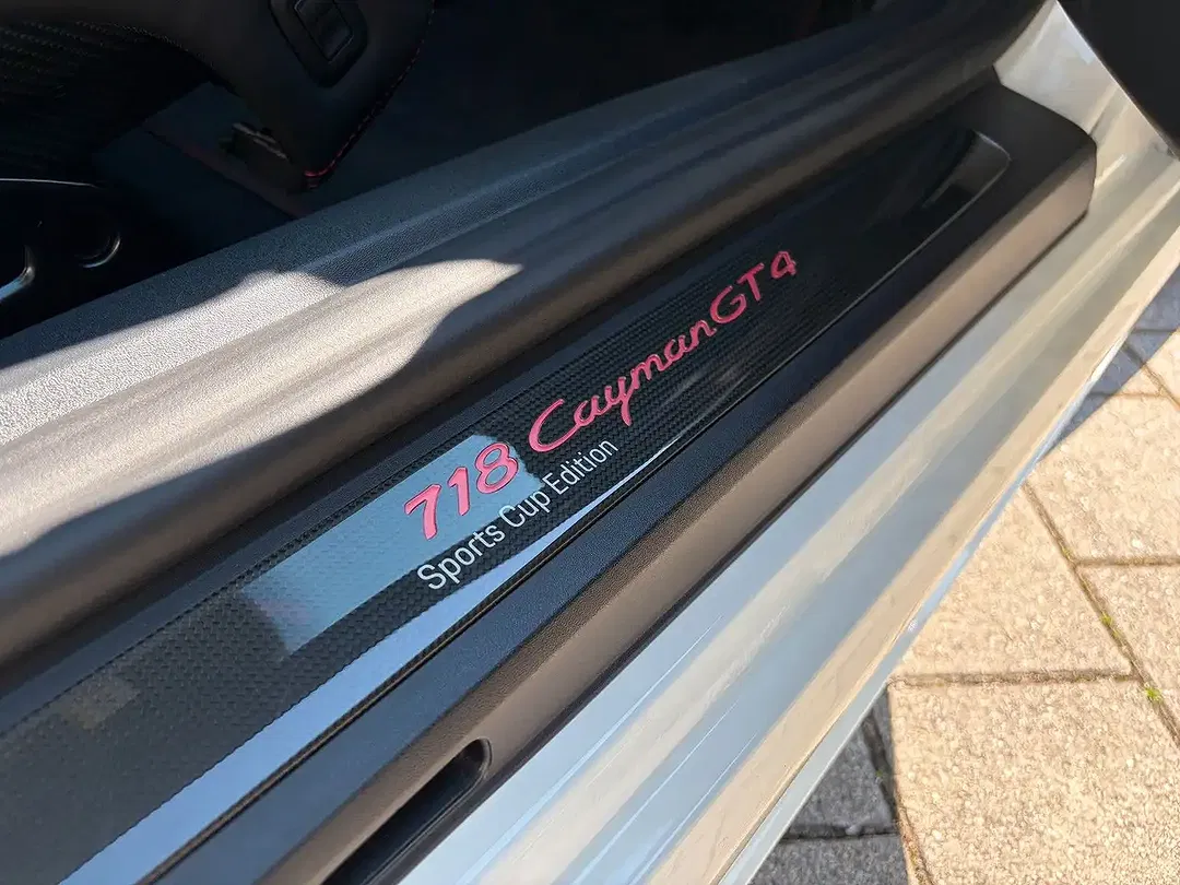 Porsche Cayman Edition - Thumbnail 10