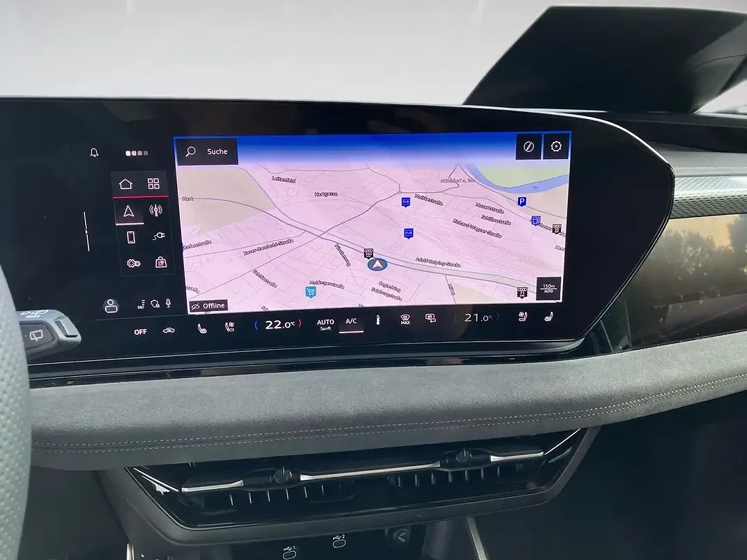 Audi S6 e-tron Avant - Thumbnail 11