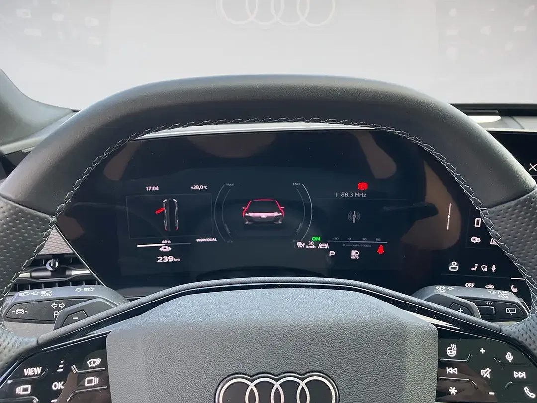 Audi S6 e-tron Avant - Thumbnail 12