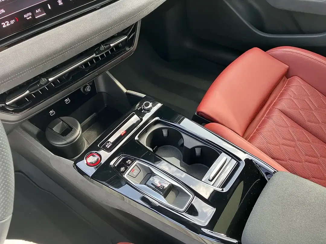 Audi S6 e-tron Avant - Thumbnail 13