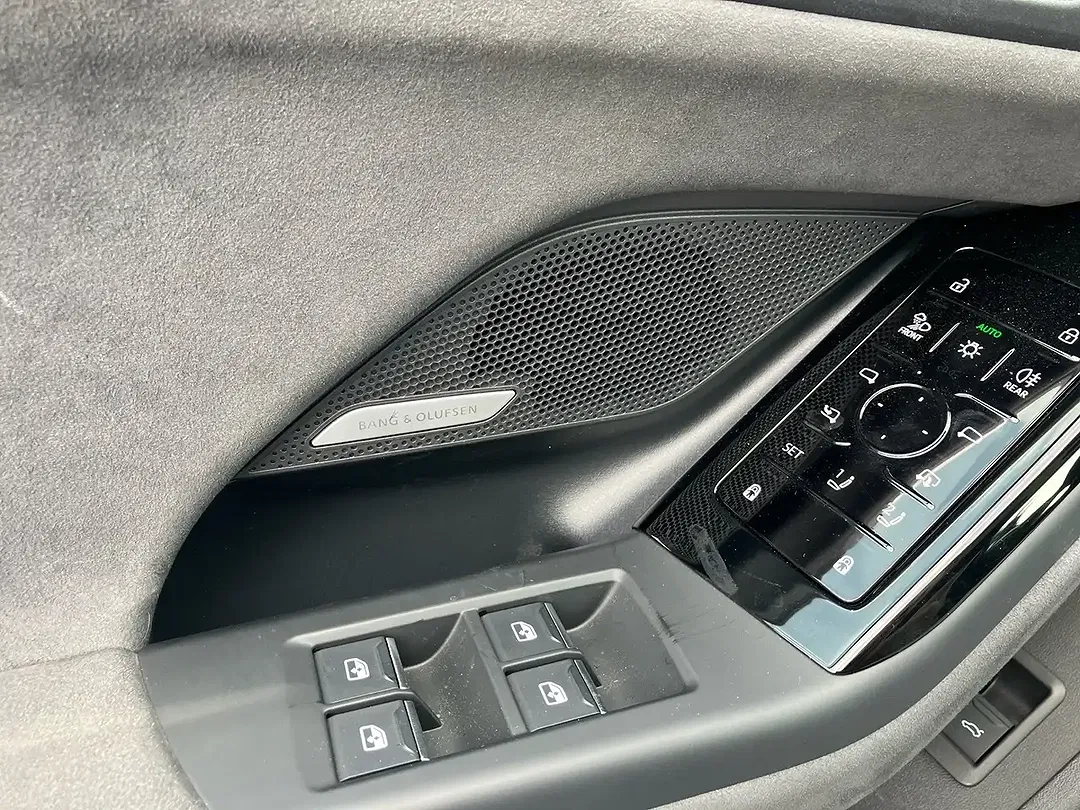 Audi S6 e-tron Avant - foto 14