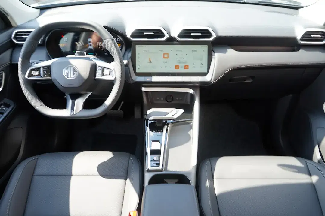 MG ZS 1.5 Hybrid AUT Luxury - Thumbnail 12