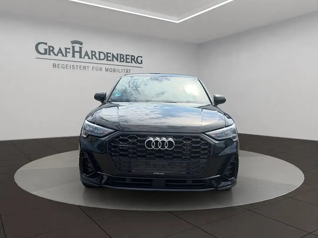 Audi Q3 40 TDI S tronic quattro Sportback S line - Thumbnail 3