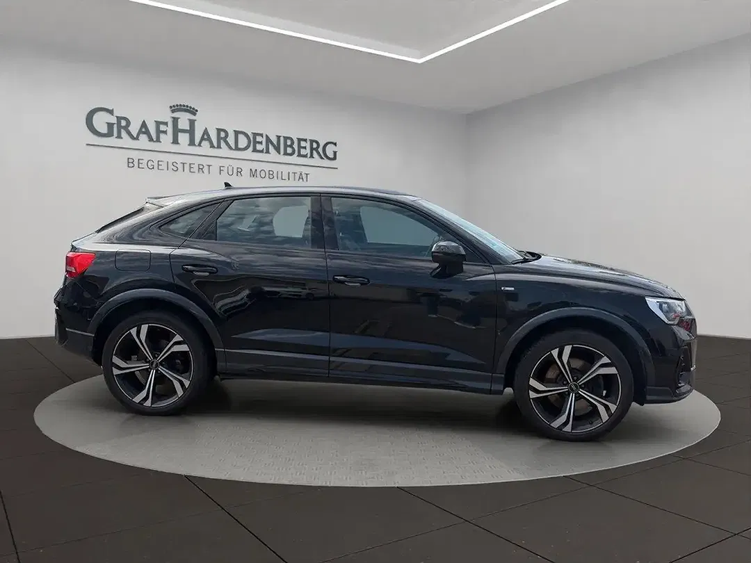 Audi Q3 40 TDI S tronic quattro Sportback S line - Thumbnail 6