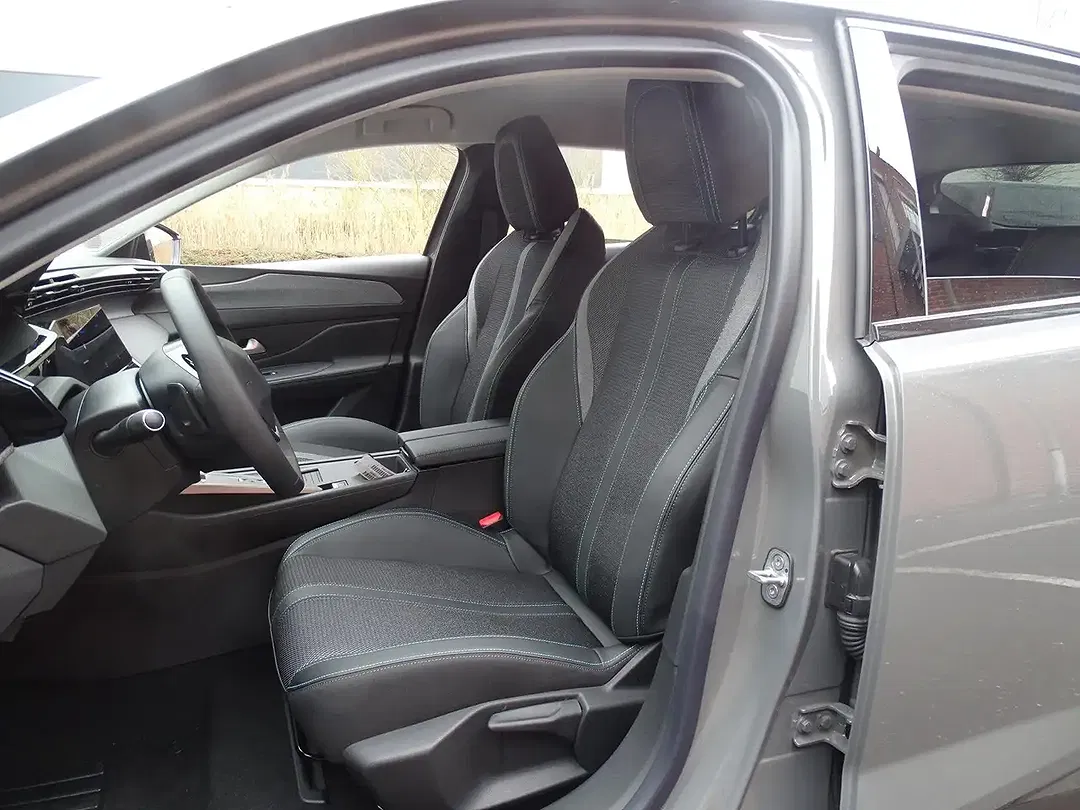 Peugeot 408 210 Allure - Thumbnail 12