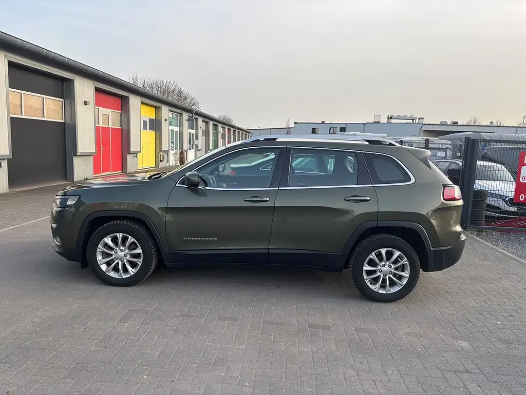 Jeep Cherokee Longitude - Thumbnail 9