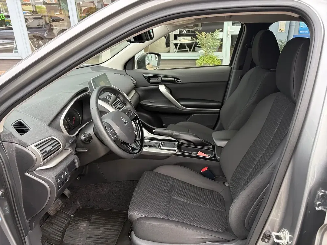 Mitsubishi Eclipse Cross 1.5 T-MIVEC CVT Spirit - Thumbnail 12
