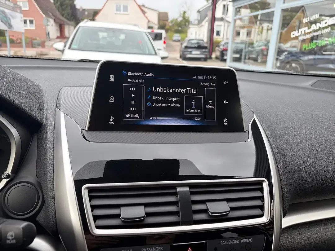 Mitsubishi Eclipse Cross 1.5 T-MIVEC CVT Spirit - Thumbnail 14