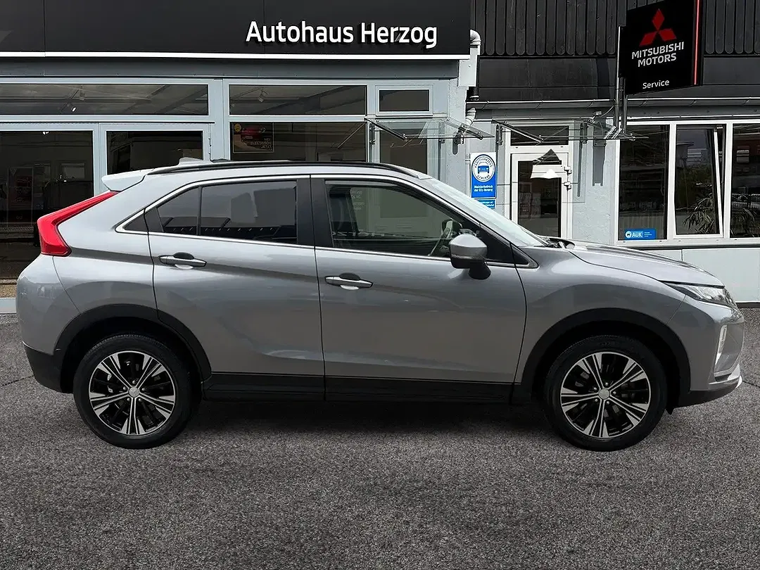 Mitsubishi Eclipse Cross 1.5 T-MIVEC CVT Spirit - Thumbnail 7