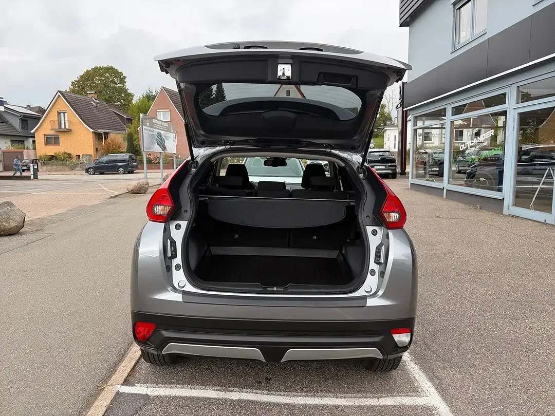 Mitsubishi Eclipse Cross 1.5 T-MIVEC CVT Spirit - Thumbnail 9