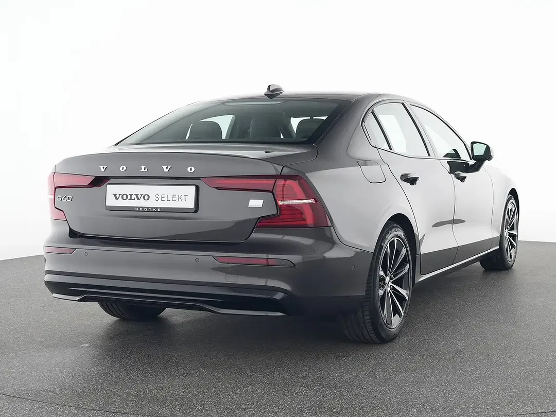 Volvo S60 T8 AWD Recharge Plus Dark - foto 2