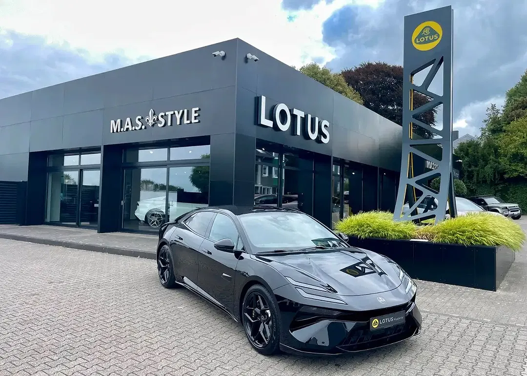 Lotus Emeya 600 GT - foto 1