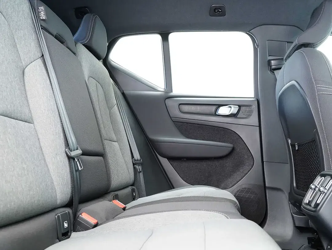 Volvo XC40 B3 Plus Dark - Thumbnail 14
