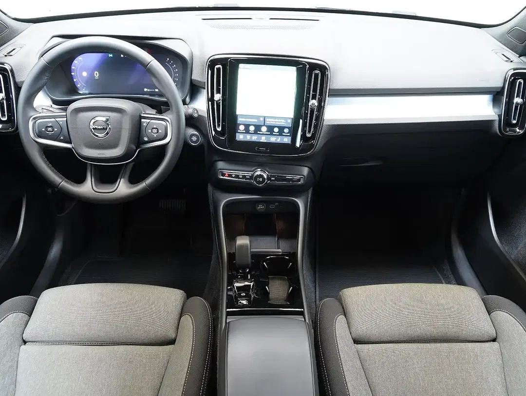 Volvo XC40 B3 Plus Dark - Thumbnail 8
