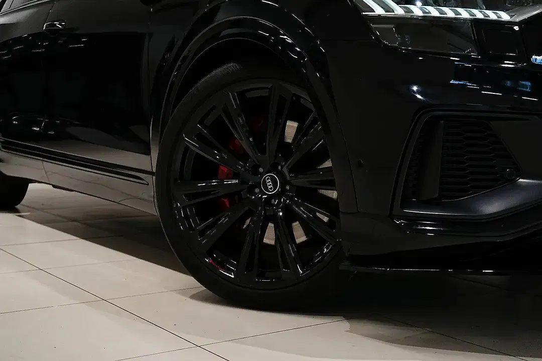 Audi SQ8 - Thumbnail 5