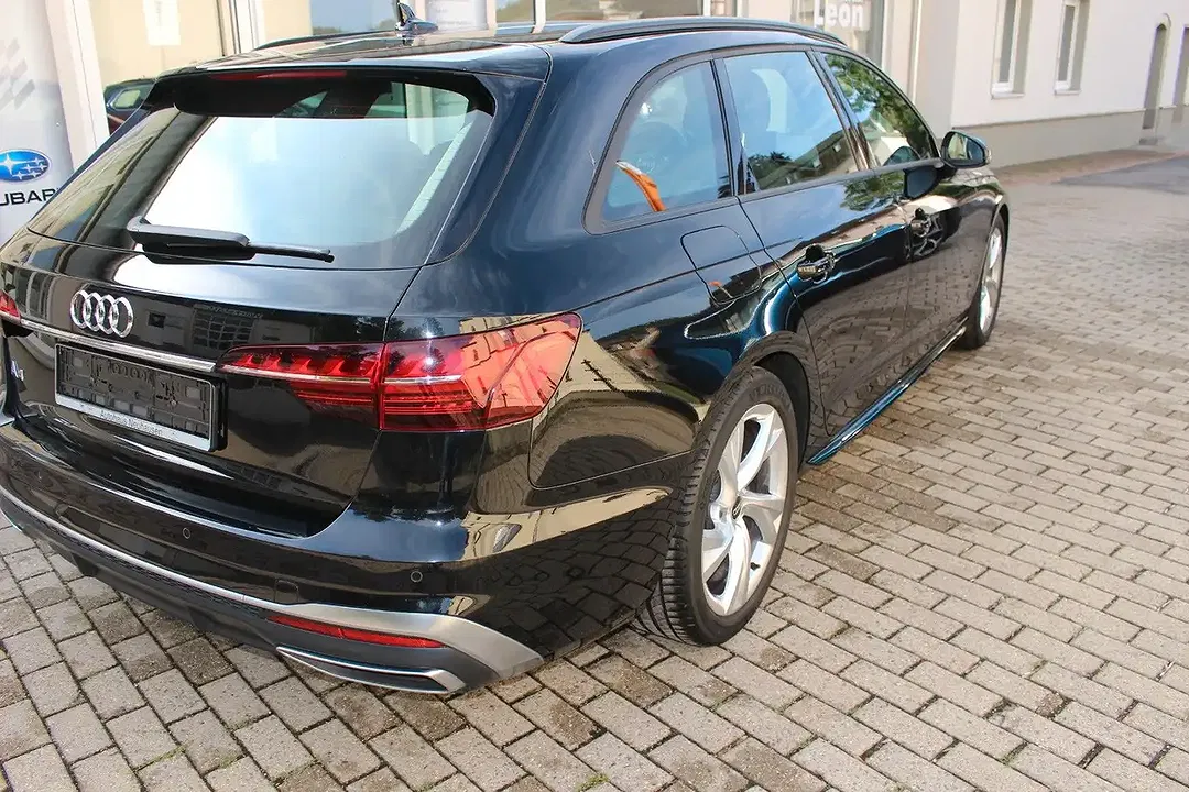 Audi A4 35 TFSI Matrix LED Avant S line - Thumbnail 4
