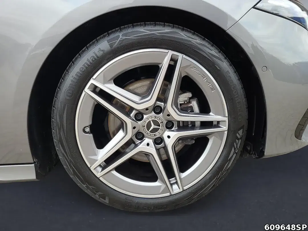 Mercedes-Benz A 200 AMG - Thumbnail 5