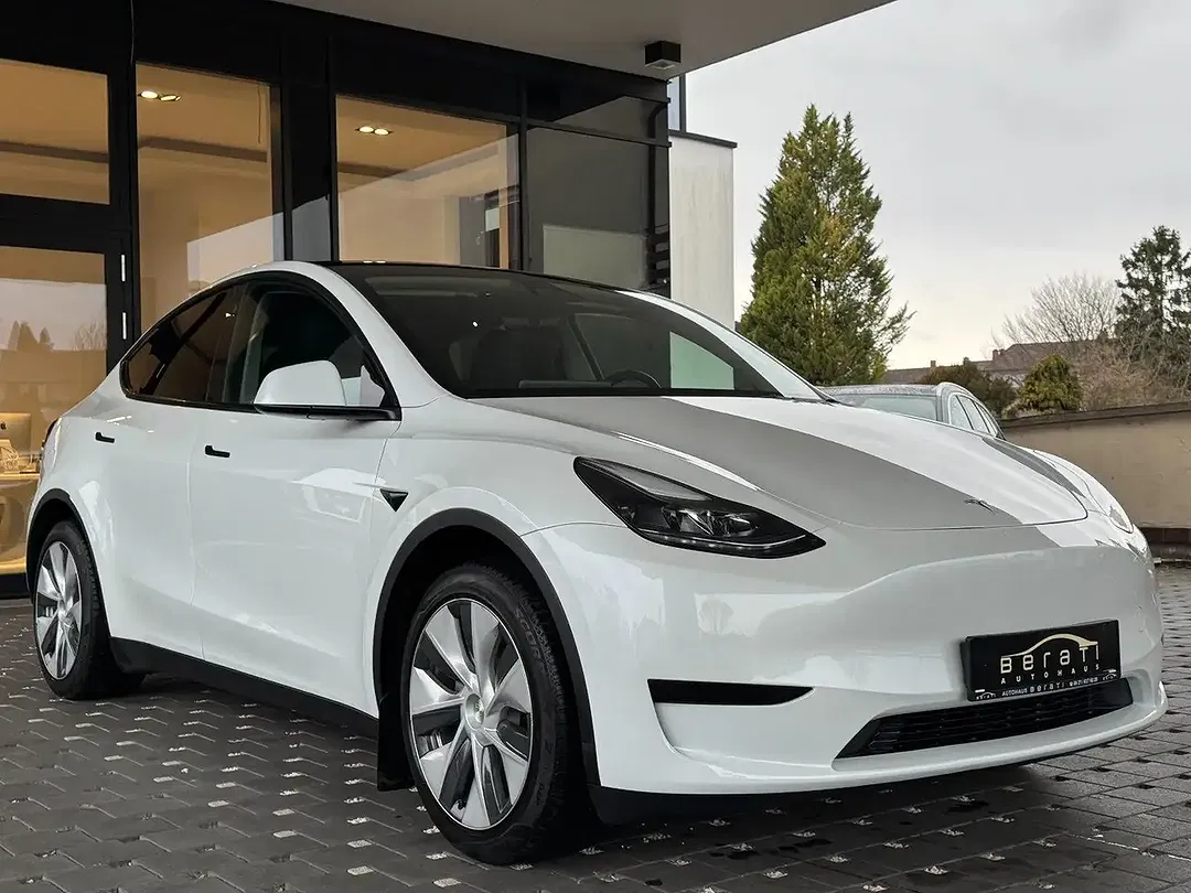 Tesla Model Y AWD Premium - foto 1