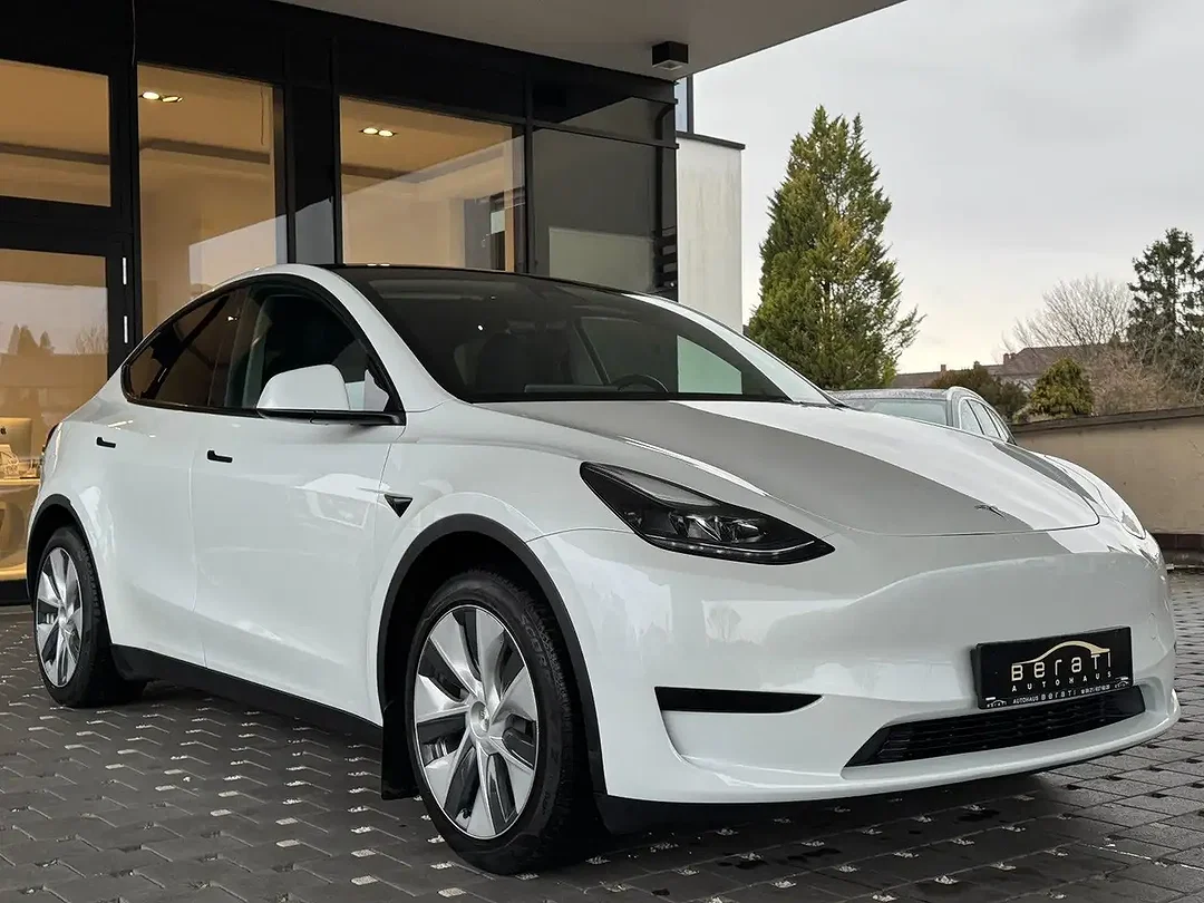 Tesla Model Y AWD Premium - Afbeelding 1