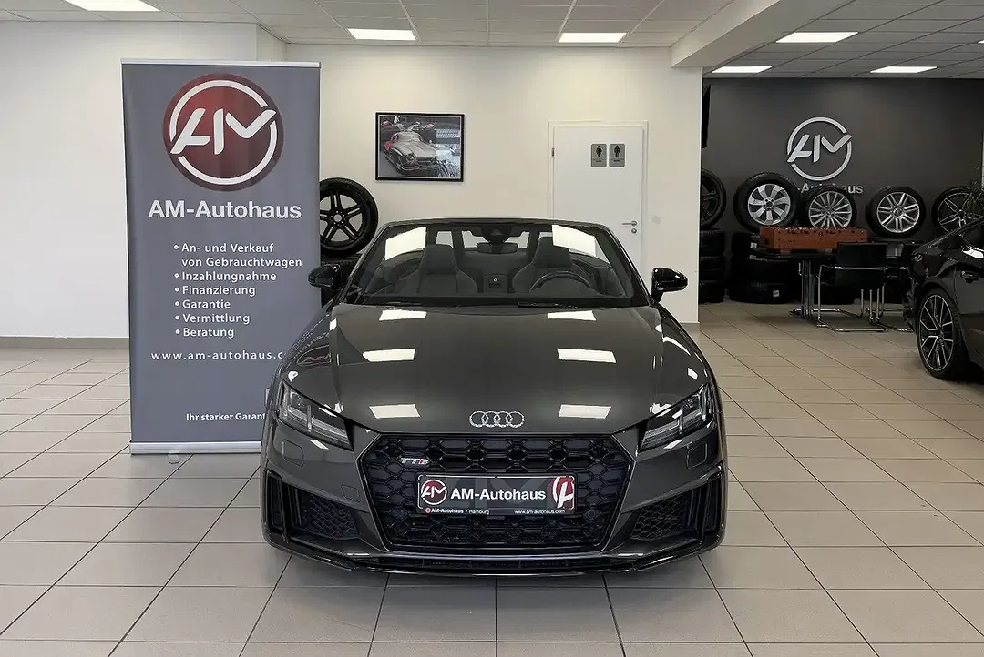 Audi TTS quattro Roadster - Thumbnail 8