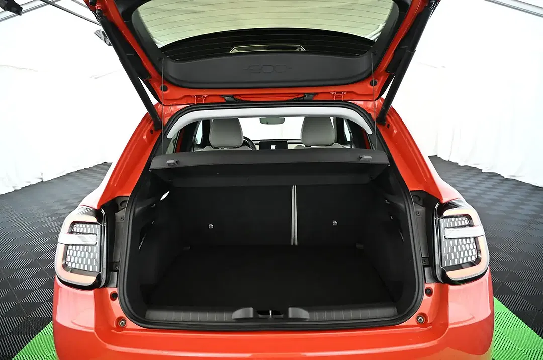 Fiat 600 1.2 Hybrid La Prima - foto 39