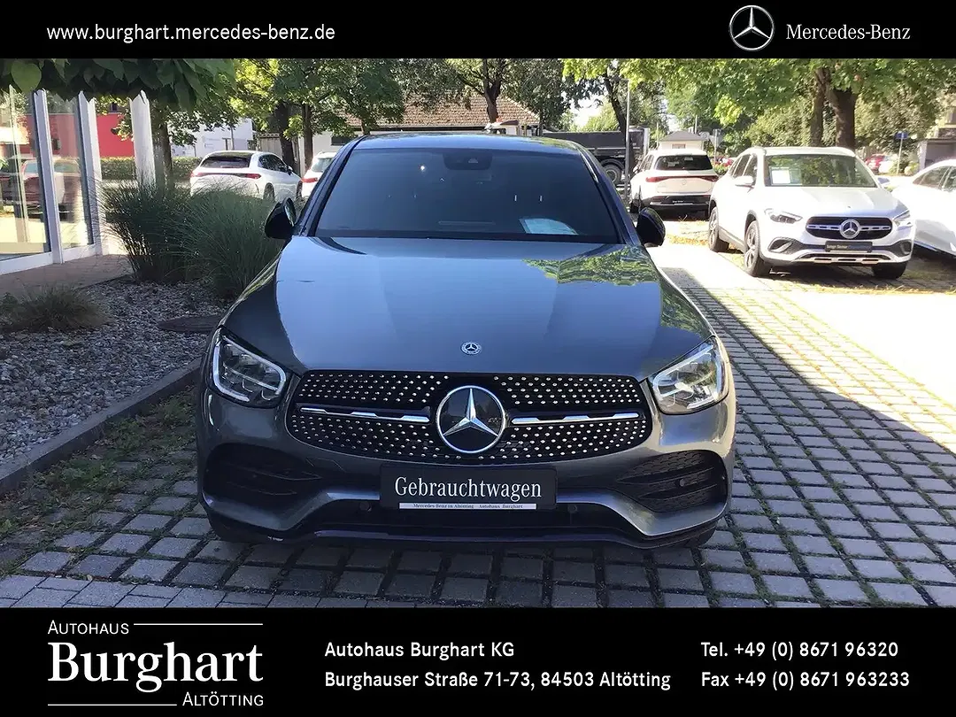 Mercedes-Benz GLC 300 4MATIC AMG Line Night - Thumbnail 2