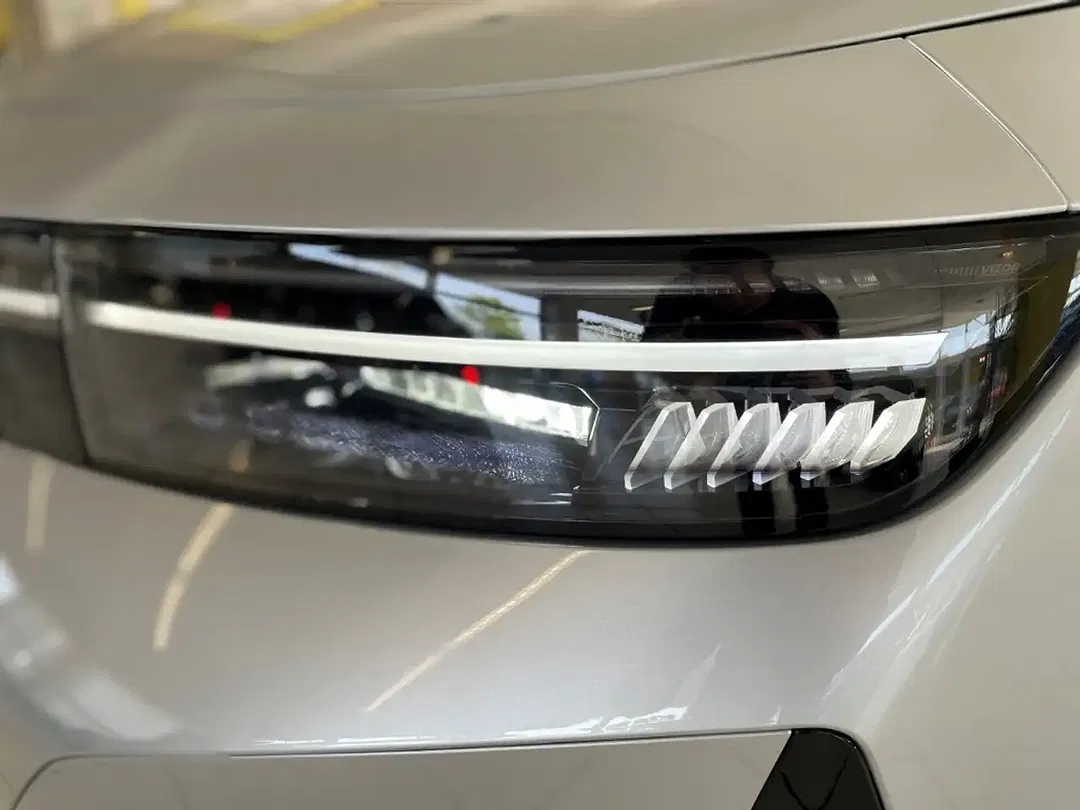 Opel Astra Edition - Thumbnail 8